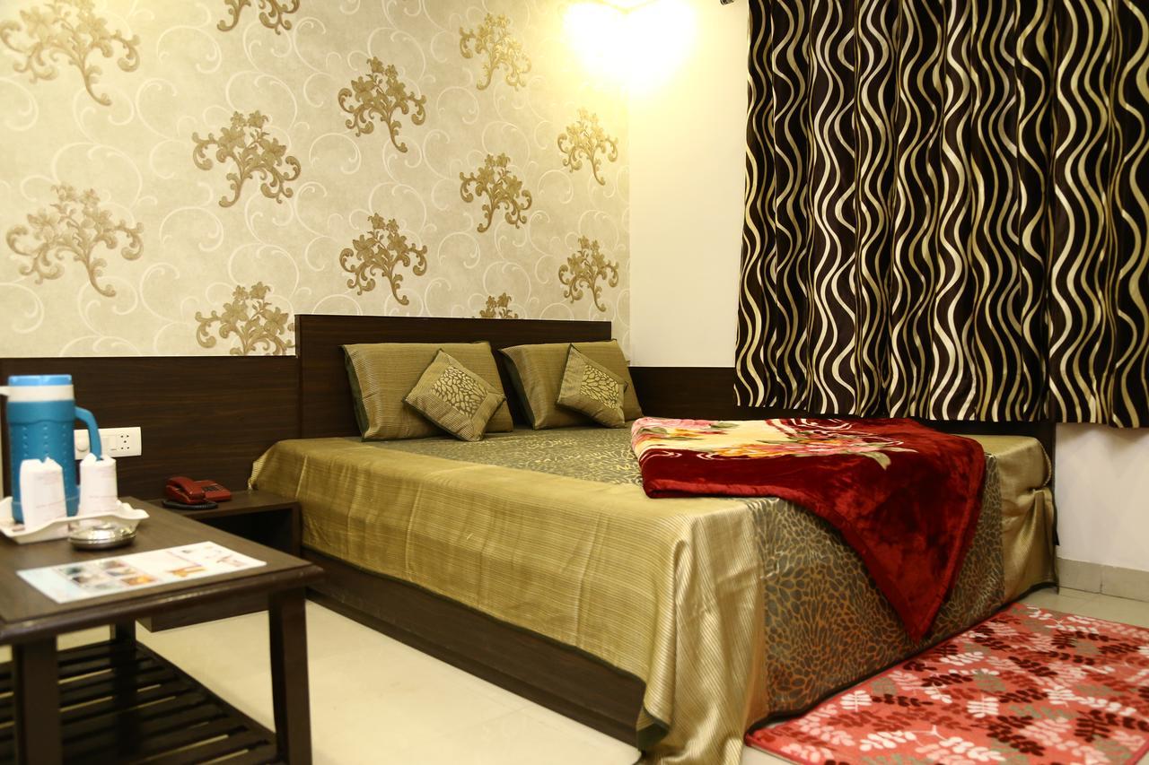 Hotel Abhinandan Inn Jaipur Eksteriør bilde