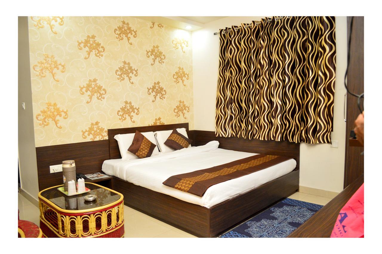 Hotel Abhinandan Inn Jaipur Eksteriør bilde