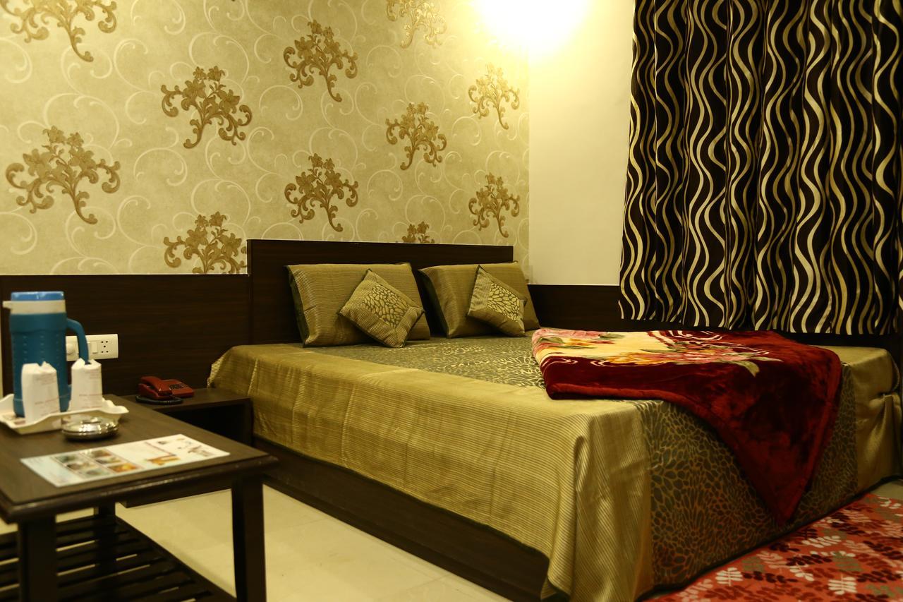 Hotel Abhinandan Inn Jaipur Eksteriør bilde
