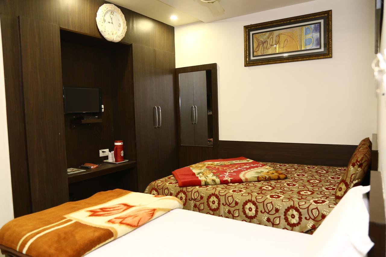 Hotel Abhinandan Inn Jaipur Eksteriør bilde