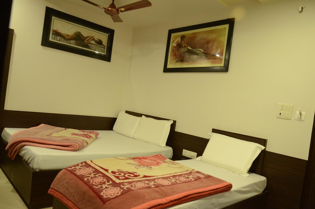 Hotel Abhinandan Inn Jaipur Eksteriør bilde